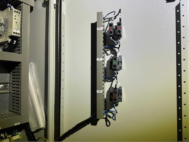 Danfoss frequentieregelaar set met schakelkast (2x) - afbeelding 5 van  16