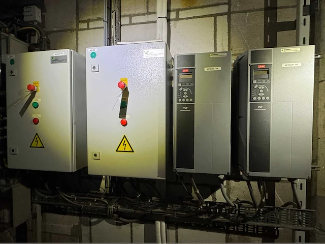 Danfoss frequentieregelaar set met schakelkast (2x) - afbeelding 11 van  16