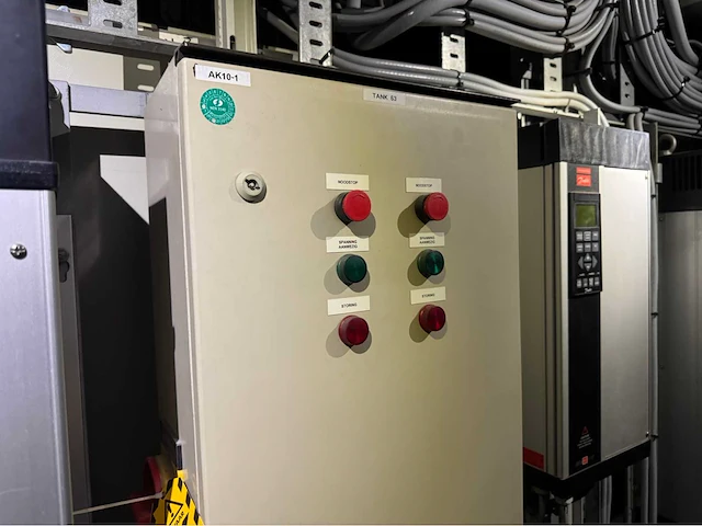 Danfoss frequentieregelaar set met schakelkast - afbeelding 11 van  14