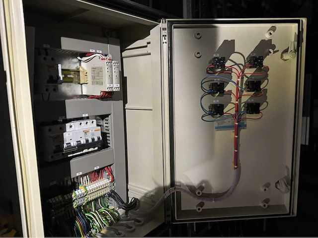 Danfoss frequentieregelaar set met schakelkast - afbeelding 5 van  14