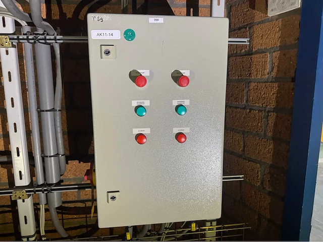 Danfoss frequentieregelaars set met schakelkast - afbeelding 8 van  13