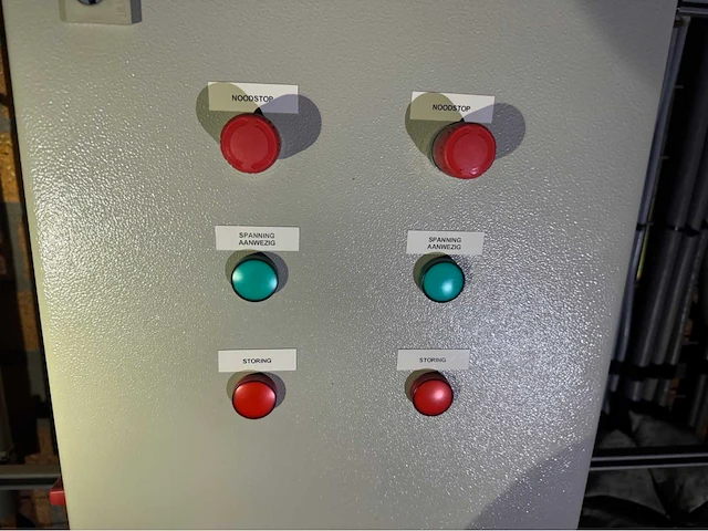 Danfoss frequentieregelaars set met schakelkast - afbeelding 6 van  14