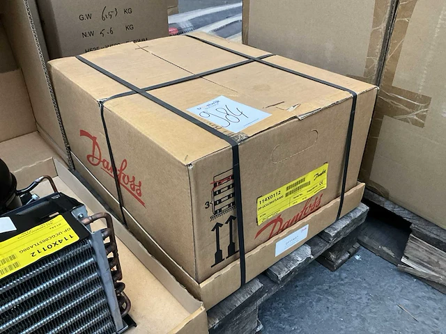 Danfoss optyma koelaggregaat (2x) - afbeelding 4 van  12