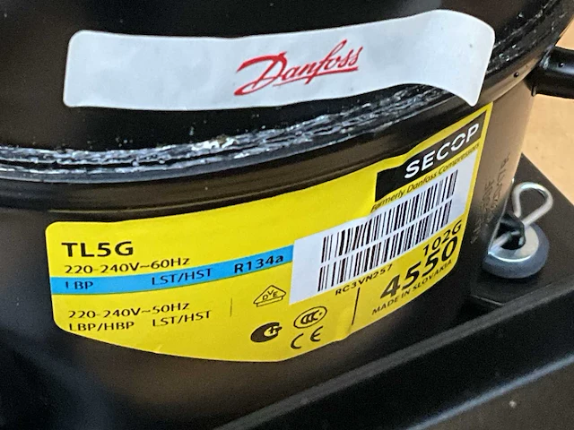 Danfoss optyma koelaggregaat (2x) - afbeelding 8 van  12