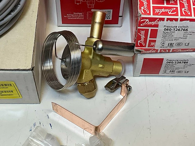 Danfoss overige installatie materialen (8x) - afbeelding 2 van  14