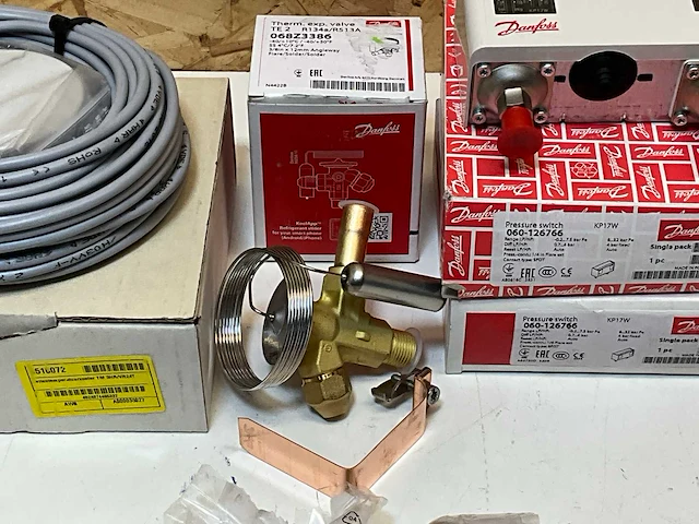 Danfoss overige installatie materialen (8x) - afbeelding 14 van  14