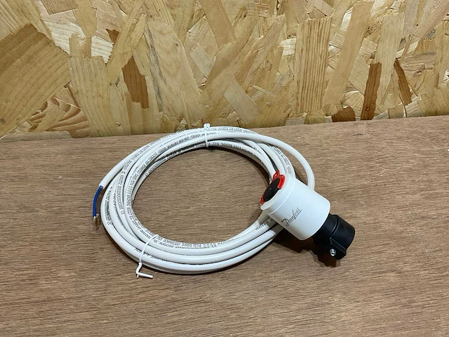 Danfoss twa-a 24v nc thermische motoren (5x) - afbeelding 7 van  8