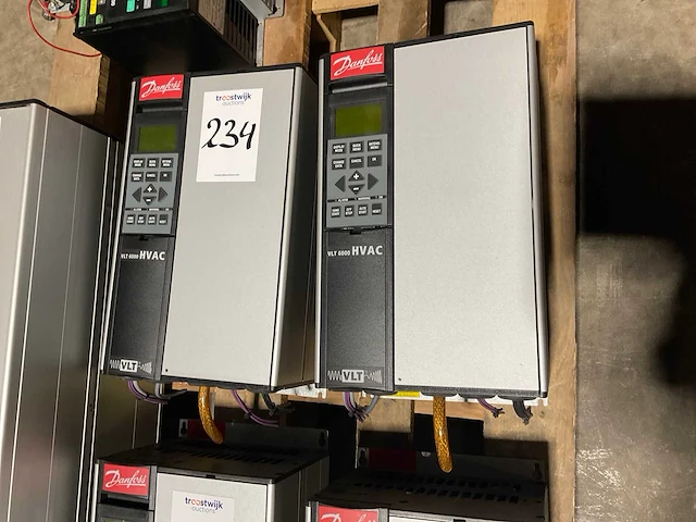 Danfoss vlt 6000 frequentieregelaar (2x) - afbeelding 1 van  2