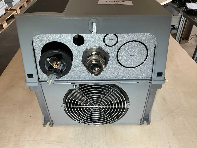 Danfoss vlt refrigeration drive frequentieregelaar - afbeelding 3 van  4