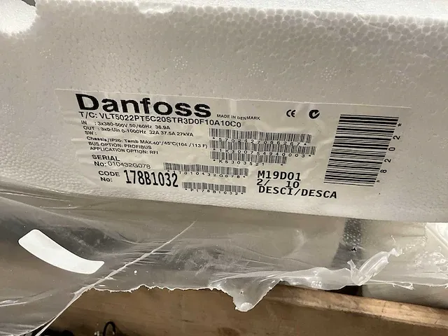 Danfoss vlt5022pt5c20str3d0f10a10co frequentieregelaar - afbeelding 3 van  4