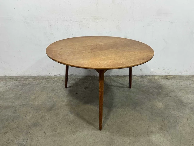 Danish design - ronde eetkamertafel - afbeelding 1 van  4