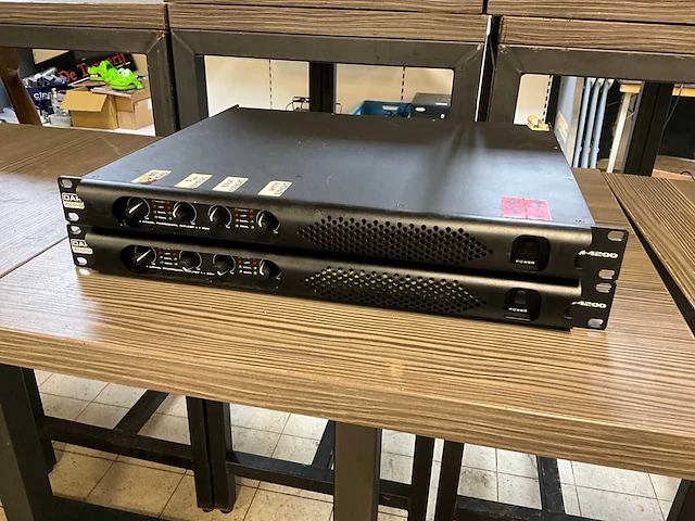 Dap audio qi-4200 versterkers (2x) - afbeelding 1 van  7