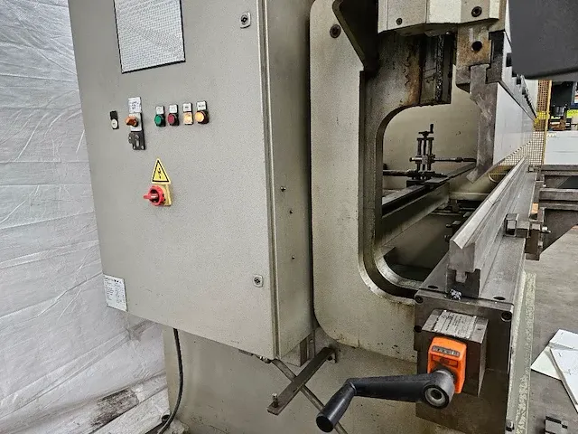 Darley - ehp 80 31 25 - cnc kantbank - afbeelding 5 van  10