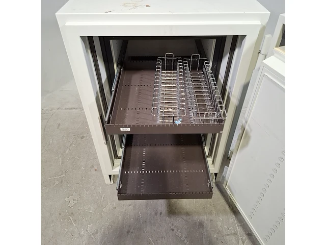 Data safe kluis, lampertz, dis-datasafe s, 2001 - afbeelding 11 van  11