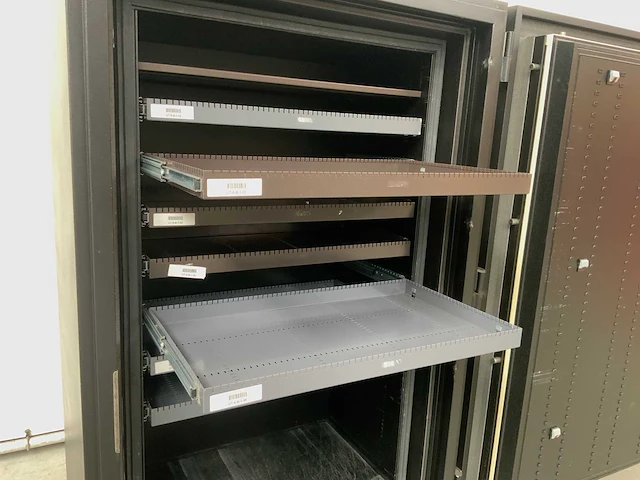 Datasafe lampertz s15 brandwerende kluis - afbeelding 4 van  13
