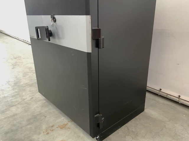 Datasafe lampertz s15 brandwerende kluis - afbeelding 13 van  13