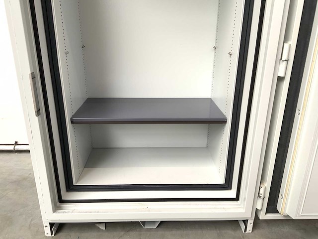 Datasafe lampertz s15 brandwerende kluis - afbeelding 11 van  16