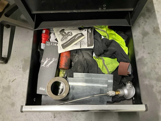 Datona werkbank met inhoud - afbeelding 18 van  26