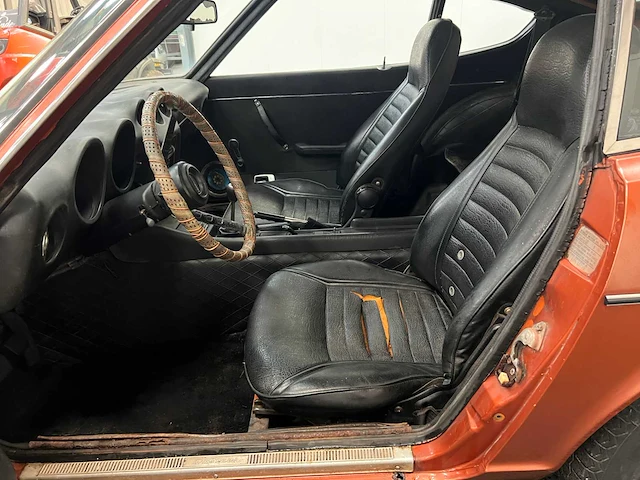 Datsun - 240z - oldtimer - 1970 - afbeelding 14 van  48