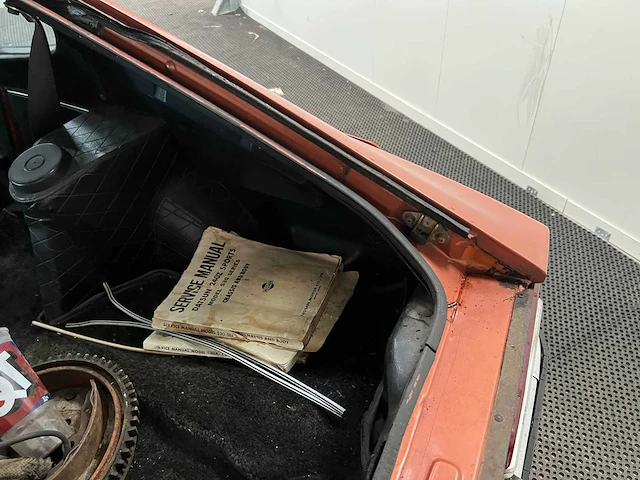 Datsun - 240z - oldtimer - 1970 - afbeelding 31 van  48