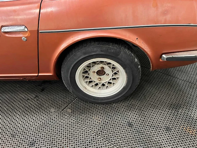 Datsun - 240z - oldtimer - 1970 - afbeelding 39 van  48
