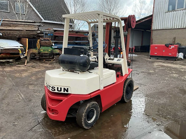 Datsun pf02 vorkheftruck - afbeelding 19 van  23
