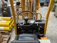 Datsun vorkheftruck - afbeelding 6 van  18