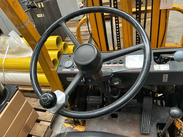 Datsun vorkheftruck - afbeelding 9 van  18