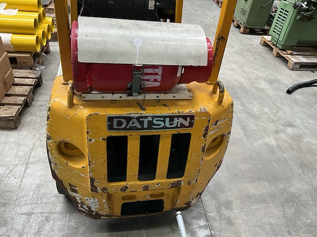 Datsun vorkheftruck - afbeelding 14 van  18