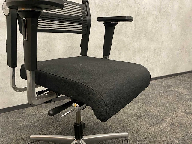 Dauphin lordo - ergonomische bureaustoel - hoge rug - afbeelding 14 van  19