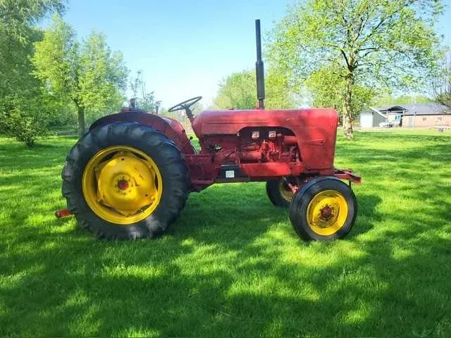 David brown 850 oldtimer tractor - afbeelding 4 van  9