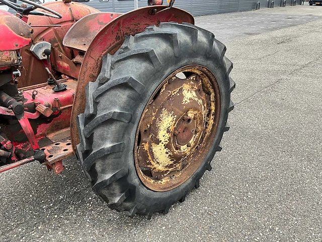 David brown 950 oldtimer tractor - afbeelding 2 van  17