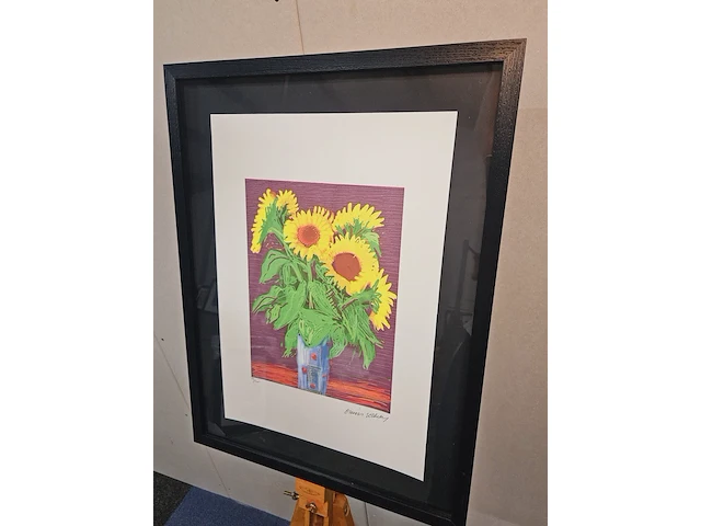 David hockney - lithograaf - ''sunflowers'' in nieuwe lijst - afbeelding 1 van  6