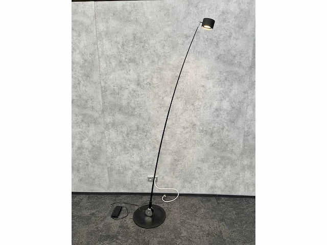 Davide groppi sampei - design vloerlamp zwart h240 - afbeelding 9 van  11