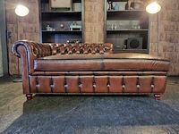 Daybed, chesterfield, brighton, bruin