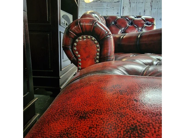 Daybed chesterfield, speciale nagels, rood - afbeelding 3 van  7