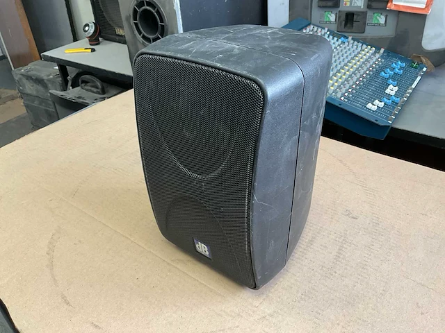 Db technologies k70 series speaker - afbeelding 2 van  5
