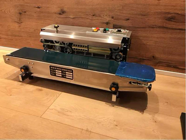 Dbf-900 zakken sluitmachine - afbeelding 3 van  10