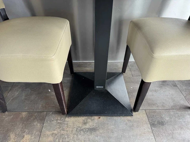 De arend - houten restauranttafel (2x) - afbeelding 5 van  7