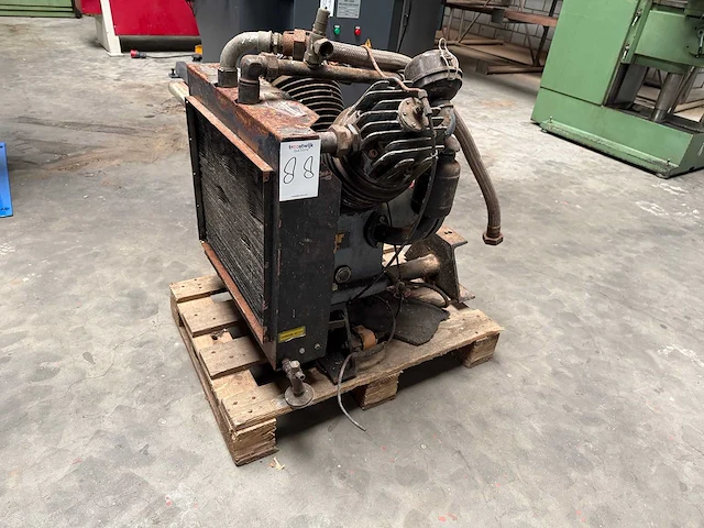 De backer - compressor kop - afbeelding 1 van  4