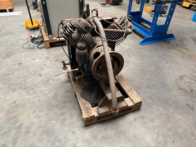 De backer - compressor kop - afbeelding 2 van  4