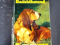 De bassethound - afbeelding 1 van  5