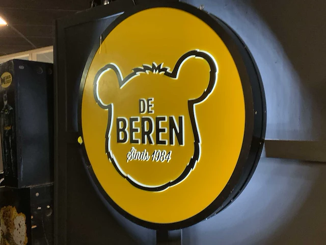 De beren verlicht reclamebord - afbeelding 3 van  8
