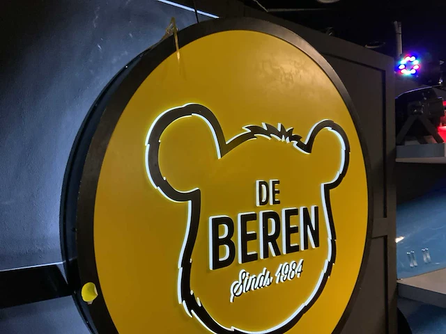 De beren verlicht reclamebord - afbeelding 4 van  8