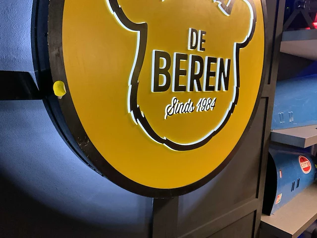 De beren verlicht reclamebord - afbeelding 6 van  8