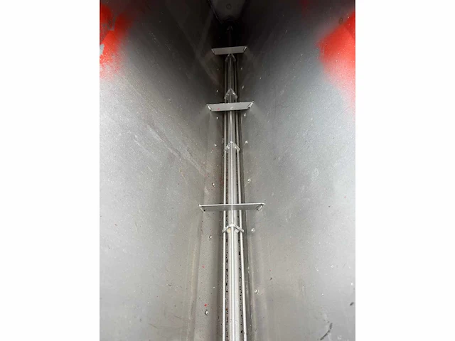 De clippeleir spitmachine - afbeelding 2 van  12