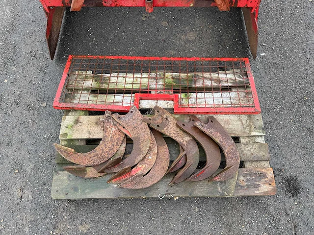 De clippeleir spitmachine - afbeelding 11 van  12