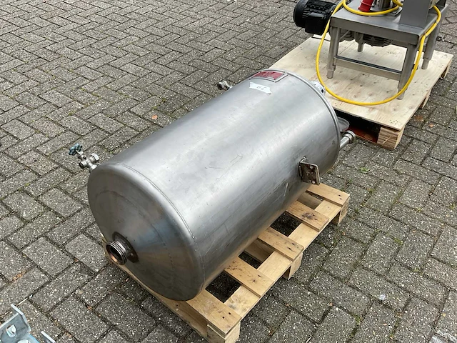 De gouwe rvs buffervat - afbeelding 1 van  7