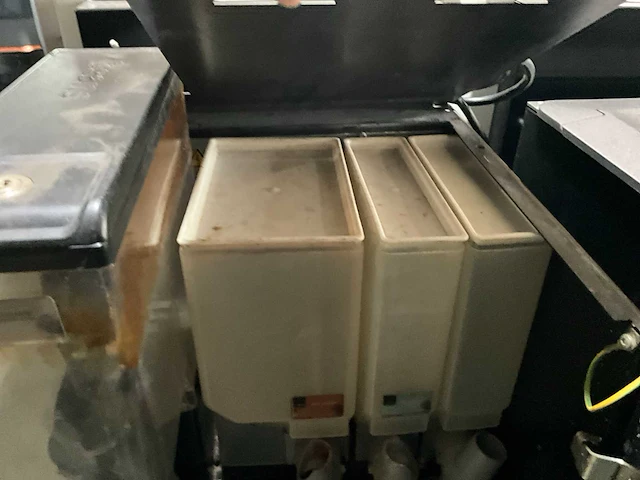 De jong duke siro touch 834 koffiemachine - afbeelding 10 van  10