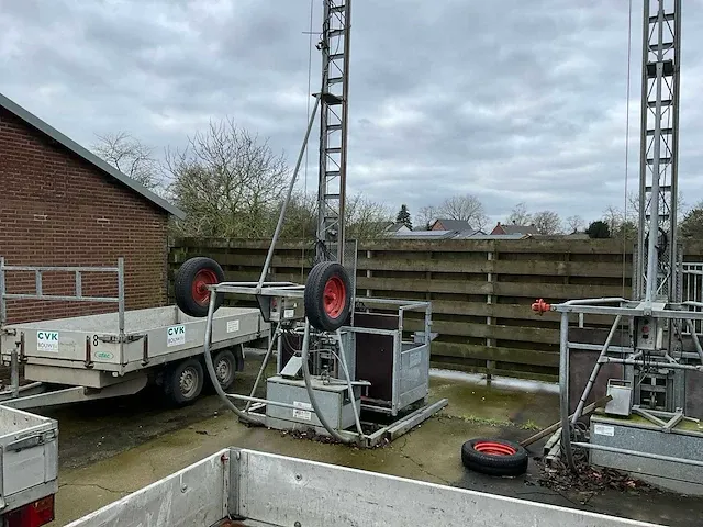 De jong kantellift - afbeelding 1 van  8